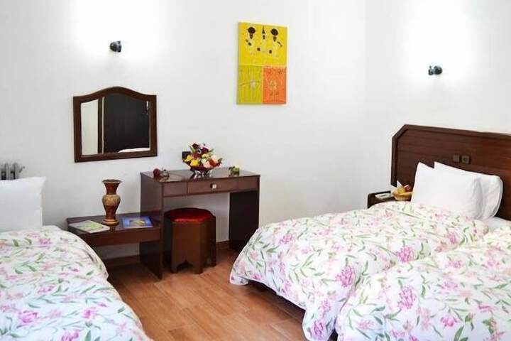 Room 5 of 22
