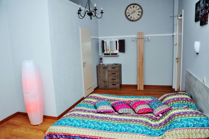 Room 5 of 64