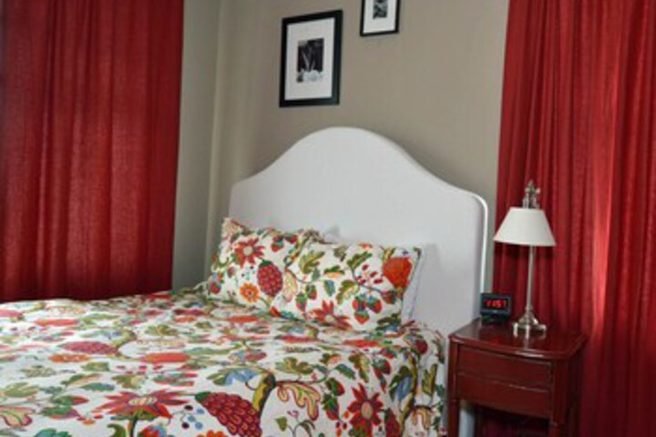 Room 17 of 23