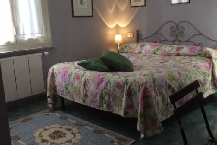 Room 4 of 14