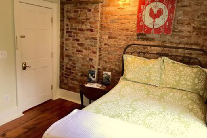 Room 31 of 34