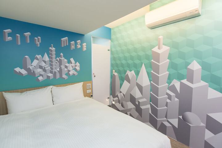 Room 12 of 66