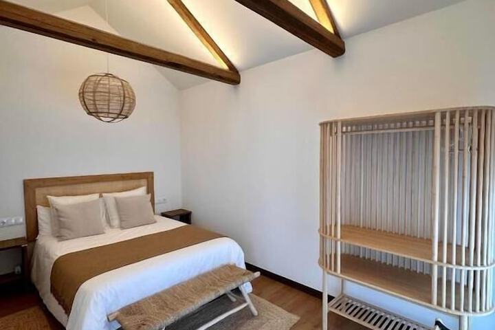 Room 5 of 46