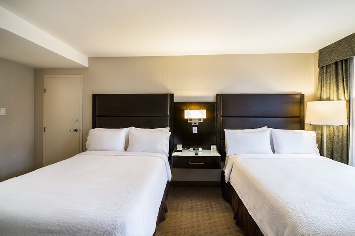 Room 10 of 61