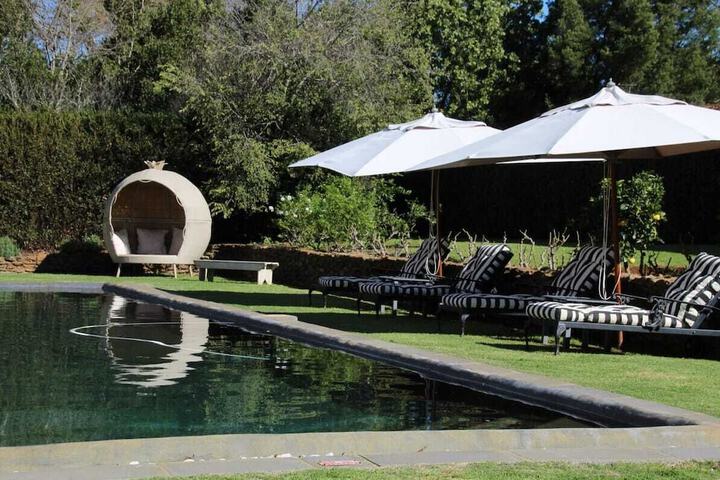 Pool 65 of 139