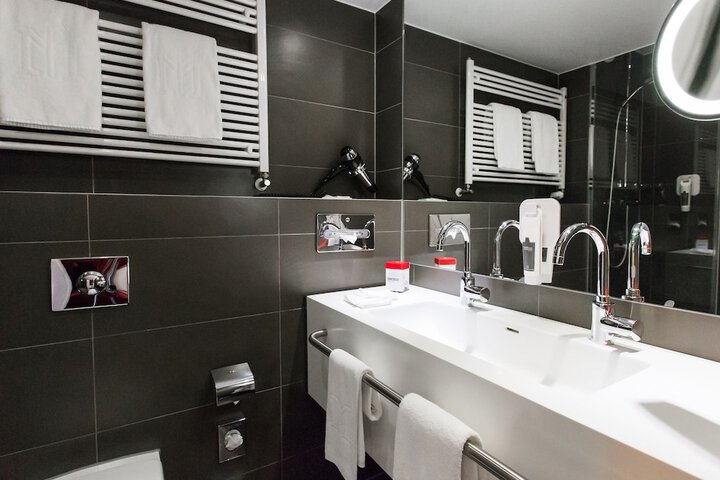 Bathroom Interior Photo
