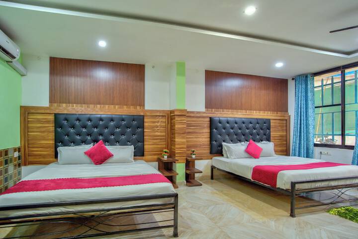 Room 14 of 28