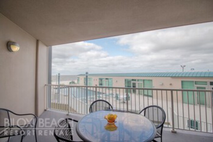 Terrace/Patio 40 of 41