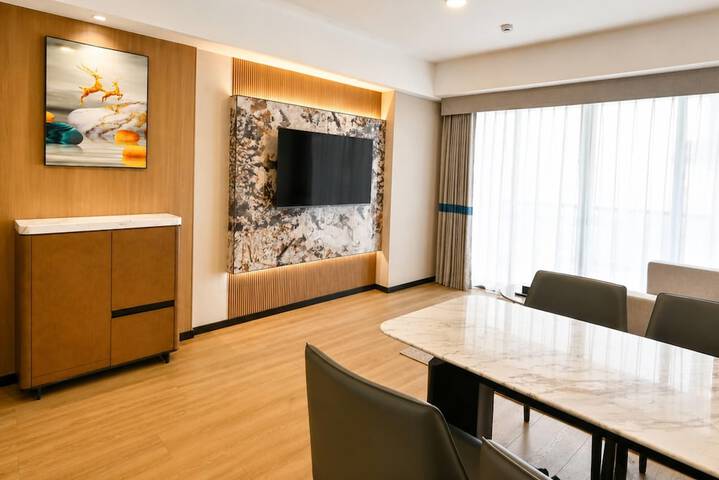 Room 21 of 60