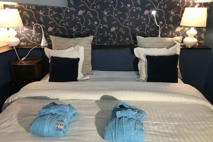 Room 4 of 40
