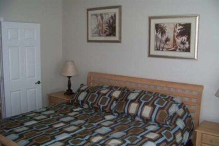 Room 82 of 92
