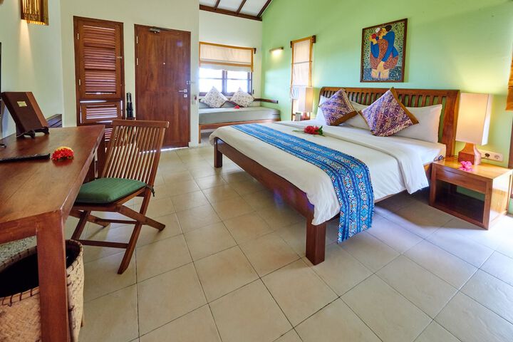 Room 5 of 34