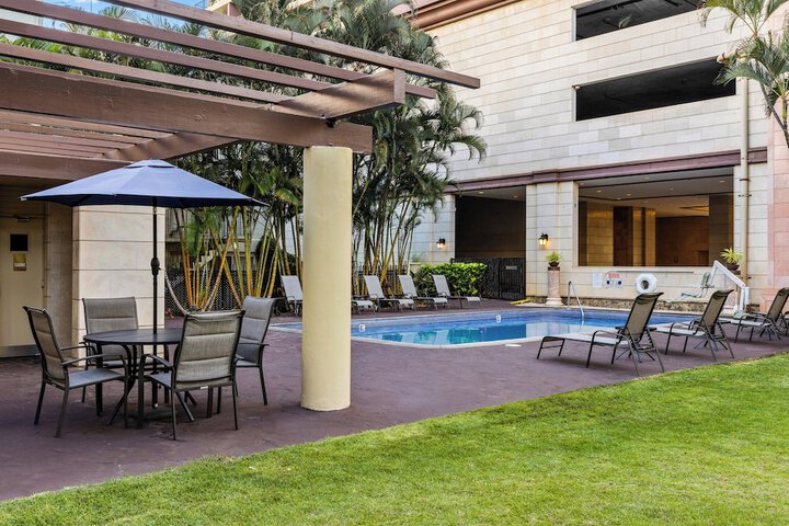 Hotel with Pool
