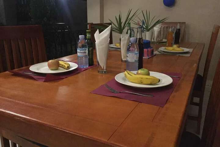 Dining 20 of 47