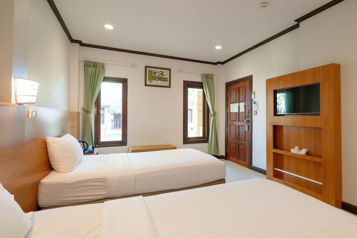 Room 17 of 63
