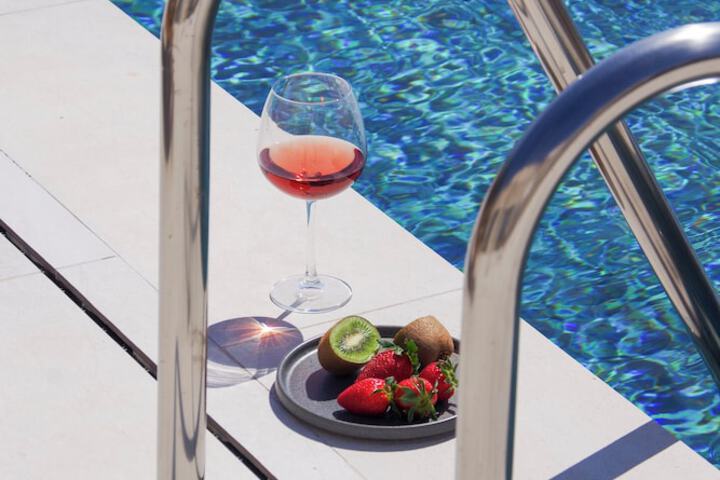 Pool 172 of 186