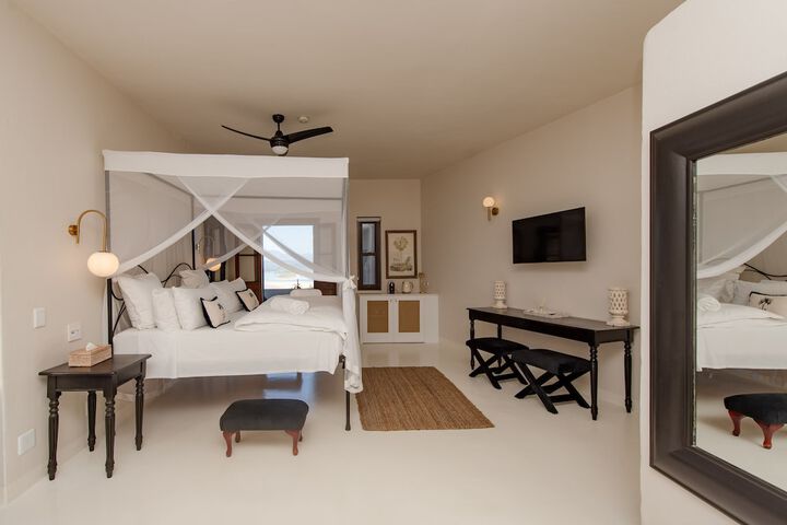 Room 17 of 194