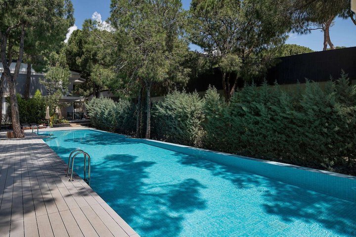 Pool 84 of 217