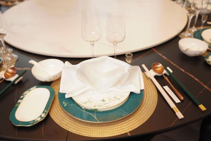 Dining 47 of 51