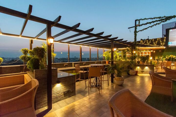 Terrace/Patio 72 of 74