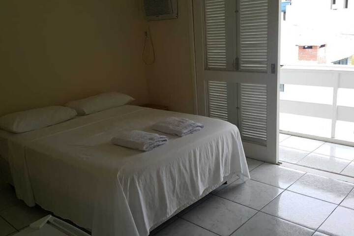 Room 4 of 18