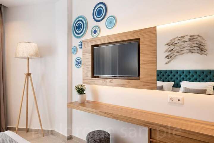 Room 19 of 65