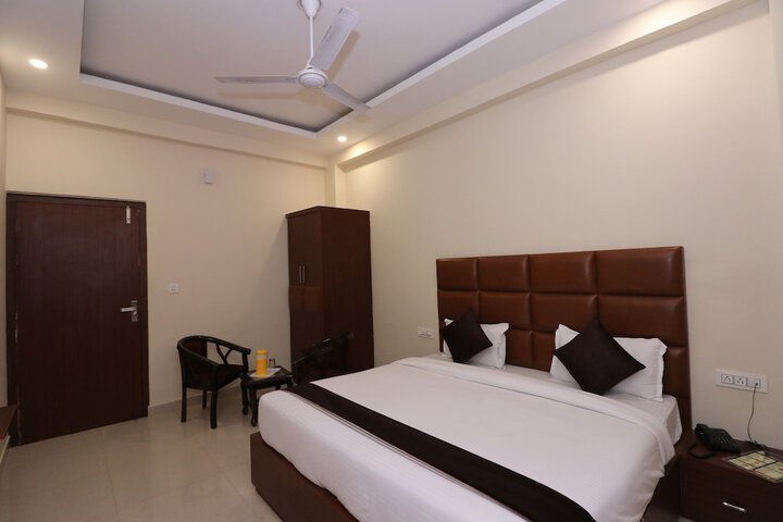 Room 18 of 35