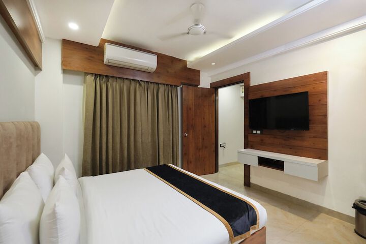 Room 21 of 31