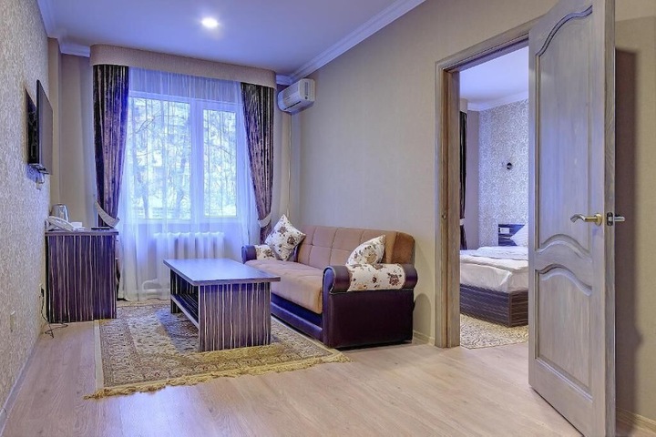 Room 27 of 57