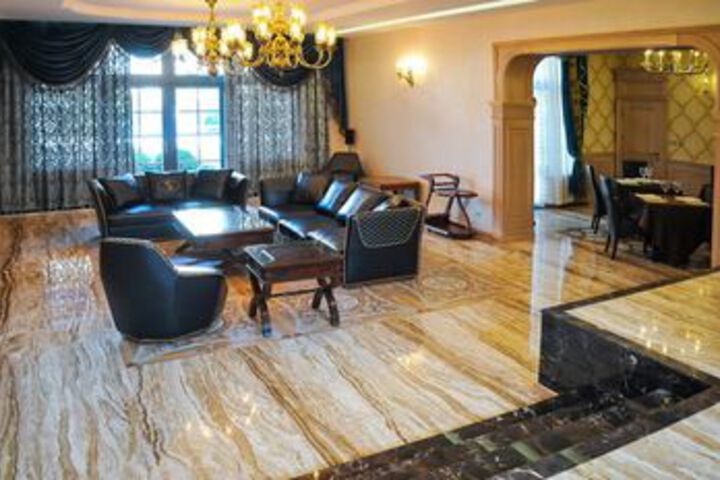 Hotel Interior 276 of 313