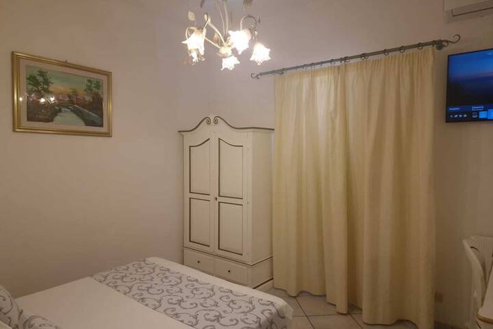 Room 19 of 50