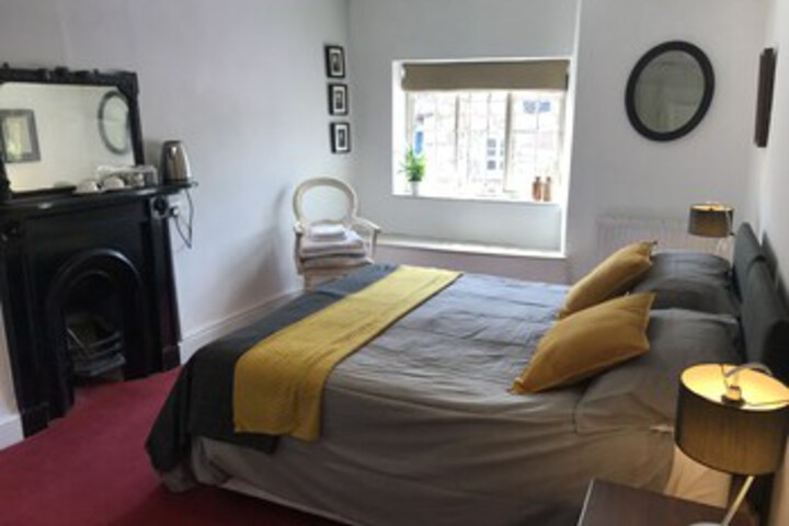 Room 22 of 42