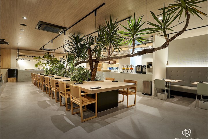 Dining Photos