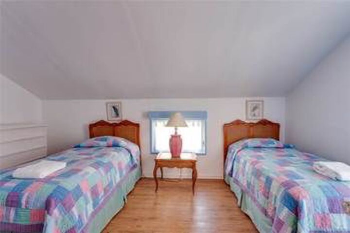 Room 16 of 31
