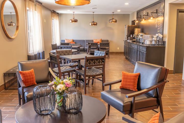 Breakfast area