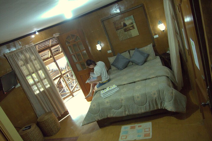Room 20 of 124