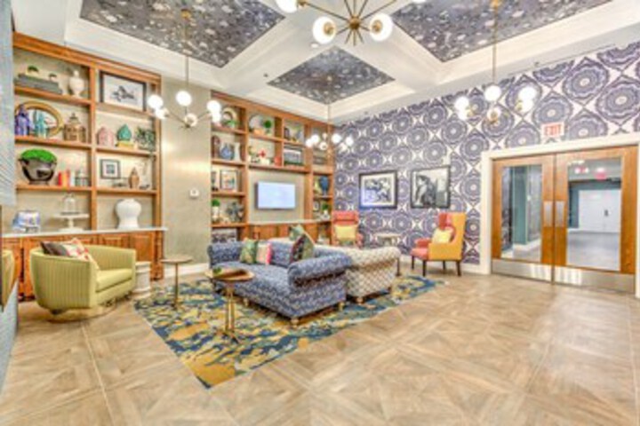 Global Luxury Suites in Downtown Cincinnati in Cincinnati, OH