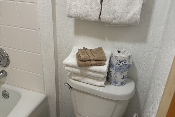 Room 69 of 91
