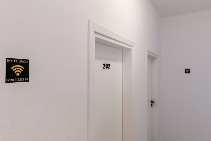 Hotel Erioni