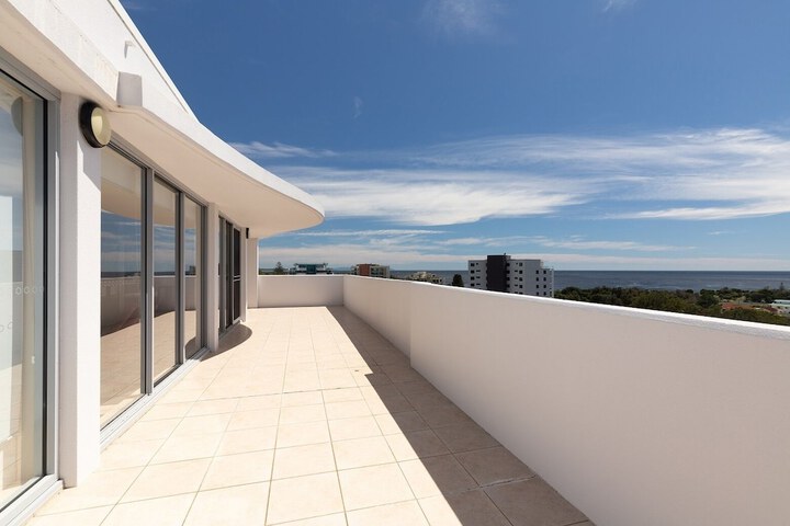 Terrace/Patio 7 of 13