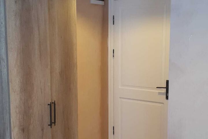 Room 14 of 32