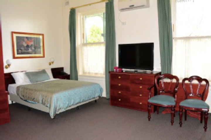 Room 406 of 768