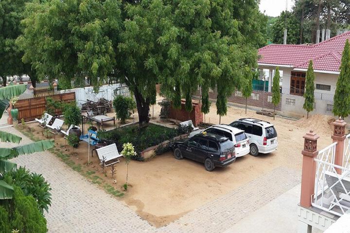 Royal Diamond Motel