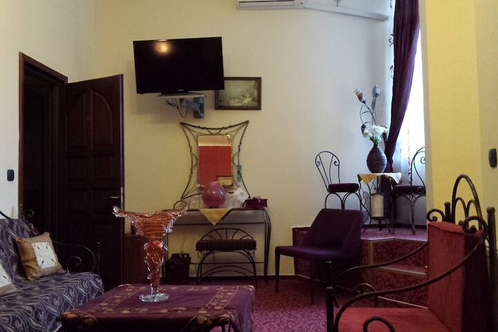 Room 12 of 39
