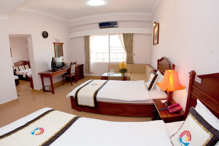 Room 5 of 35