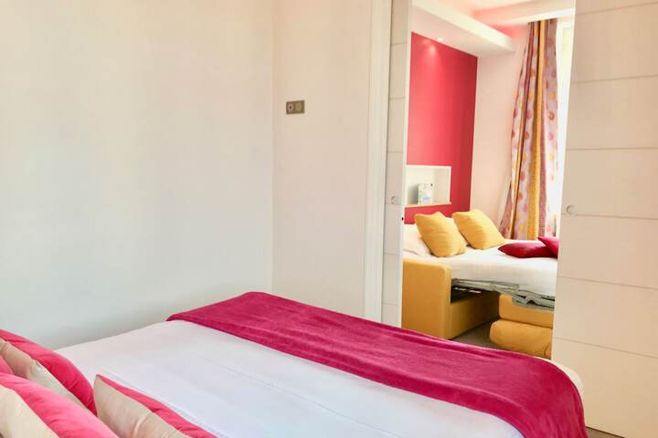 Room 15 of 177