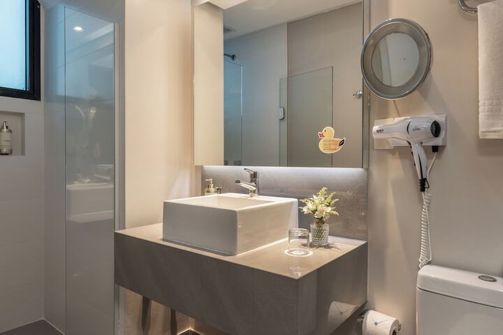 Clean Restrooms