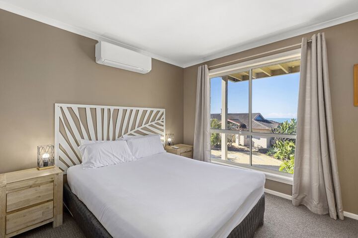 Room 2 of 22