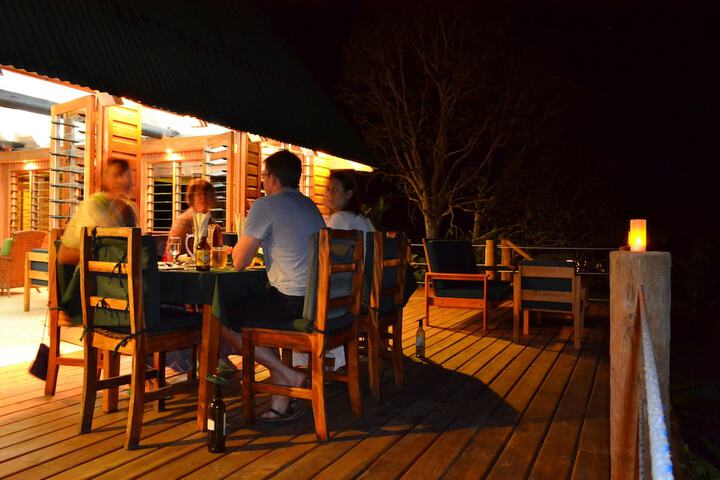 Dining 119 of 146