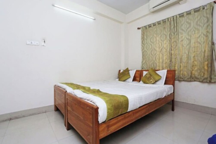 Goroomgo Sai City Inn Kalikapur Kolkata
